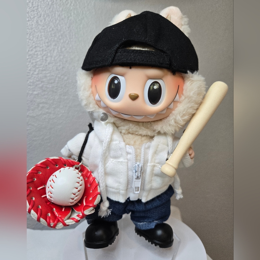 Outfit For Labubu Baseball with Accessories - No Doll